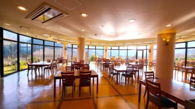 花の森ホテル内観